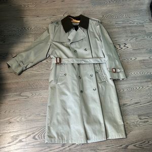 Vintage Men’s Trenchcoat